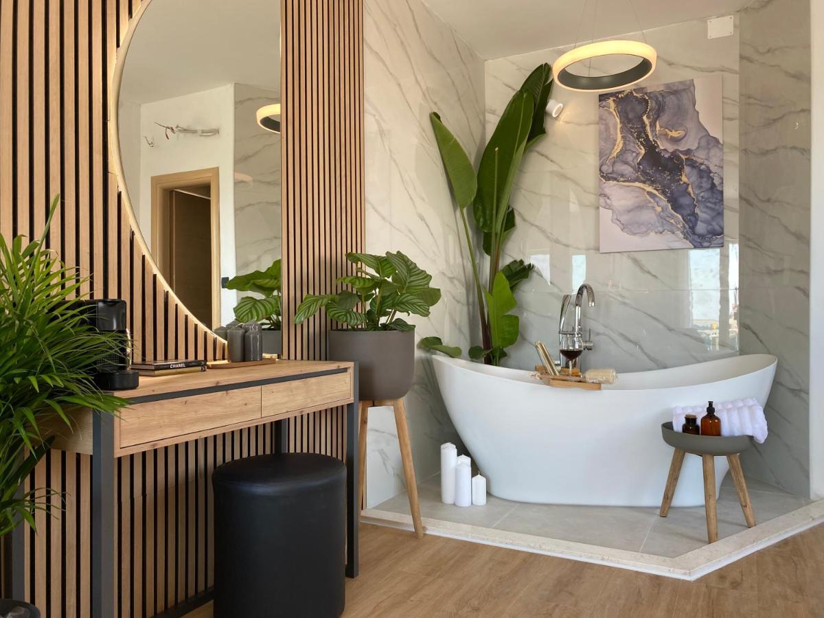 Casa Benita Bed & Breakfast Hvar Town Bagian luar foto