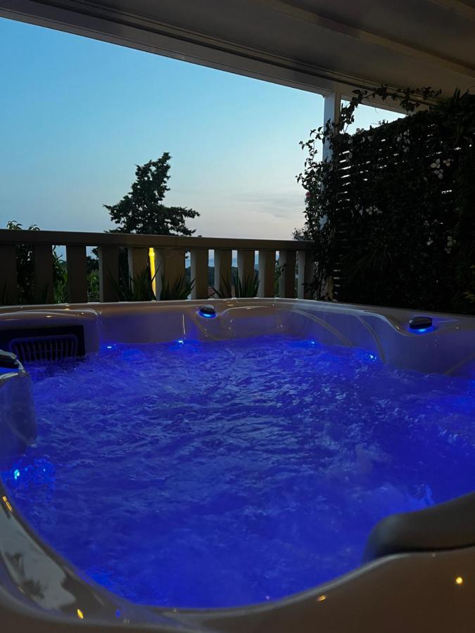 Casa Benita Bed & Breakfast Hvar Town Bagian luar foto